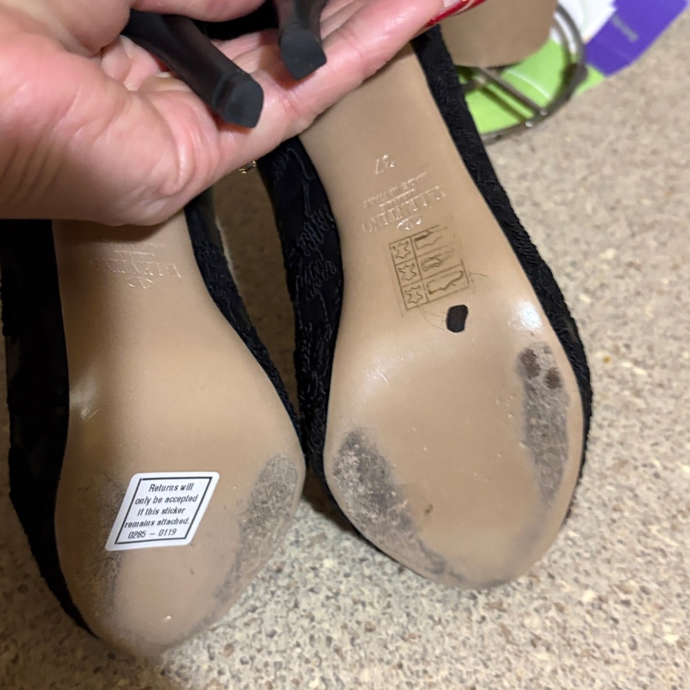 Valentino Elegant Embroidered Black Peep-Toe Stilettos - Picture 12 of 13